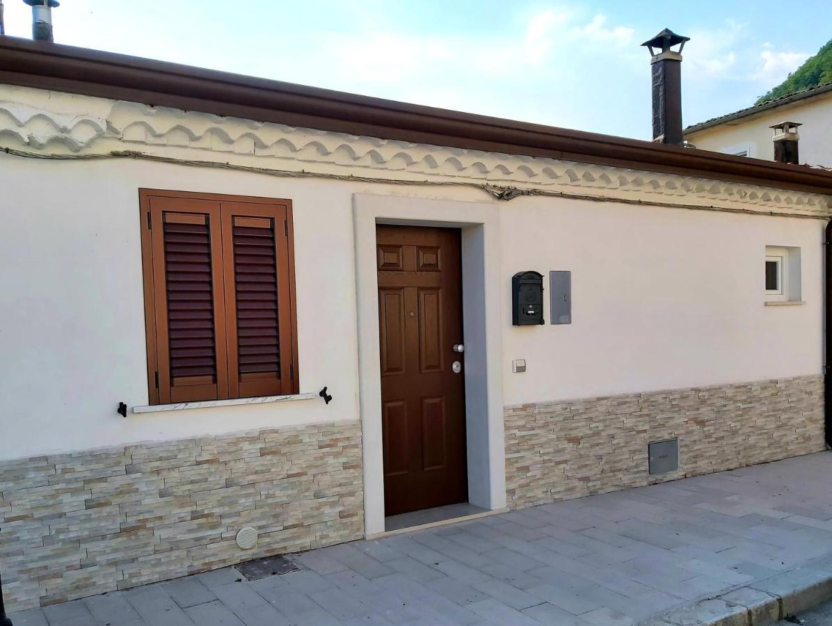 Soggiorno Lucia Forlì del Sannio Buitenkant foto